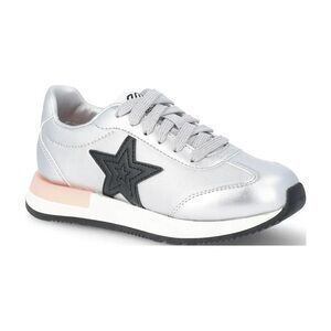 Silver girls jogger Sneakers with Black Star Accent size 3 big girls